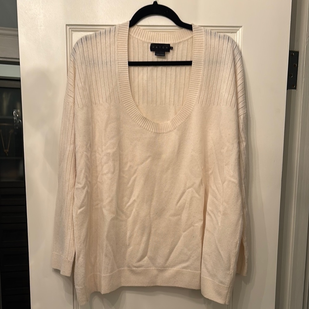 Hatch Cream Scoop Neck Sweater